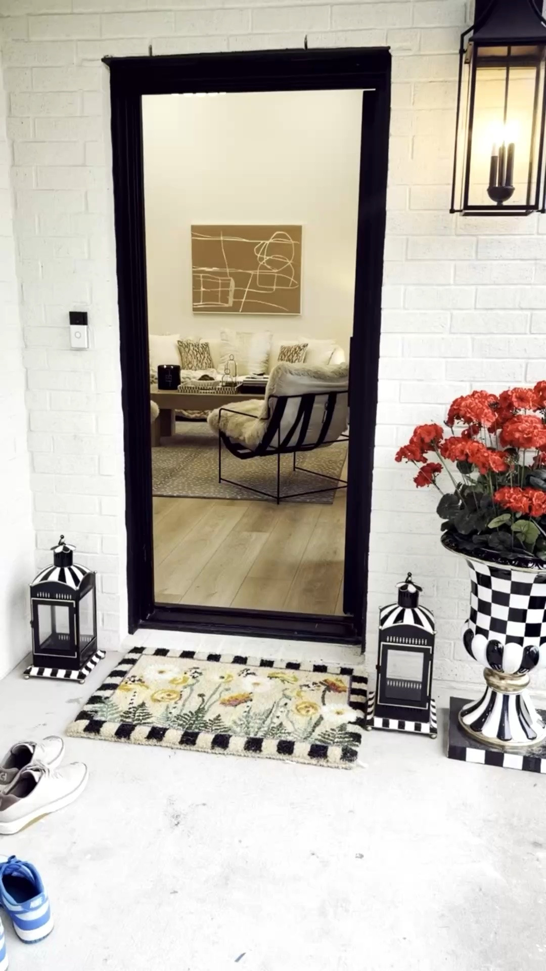I’m obsessed with my mom’s space 😍

#LTKHome