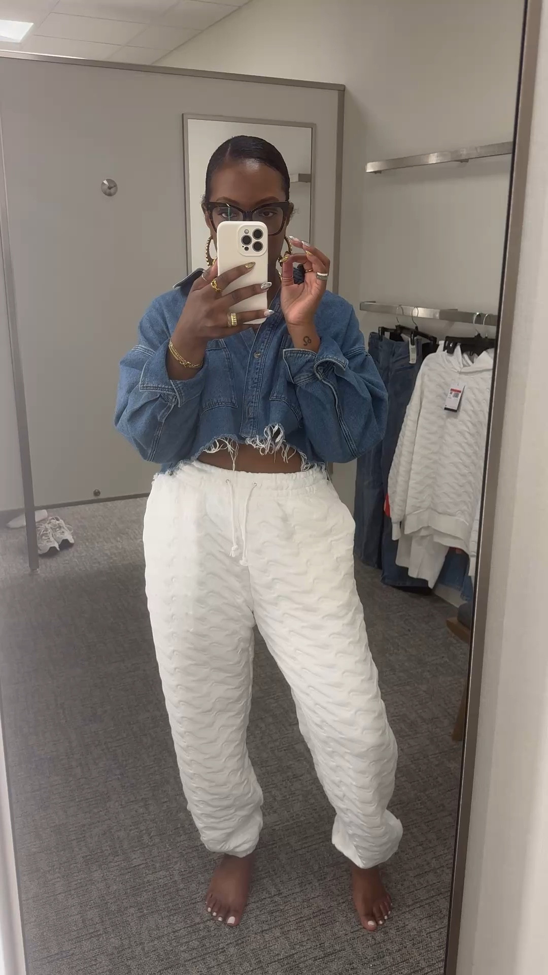 Nike jogger set 

#LTKSeasonal #LTKootd #LTKSaleAlert