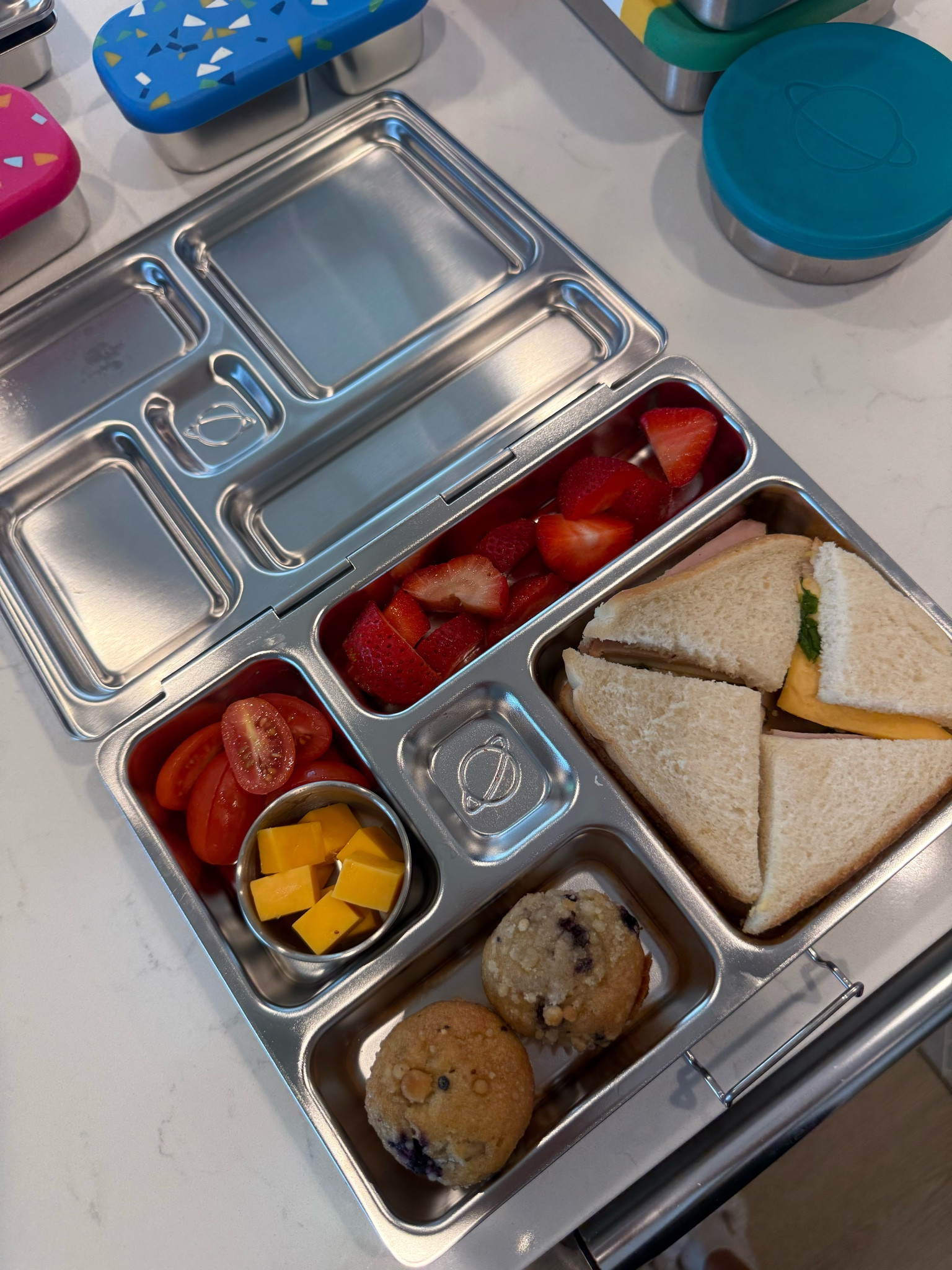Stainless steel lunch boxes kids elementary school 

#LTKmomlife #LTKKids
