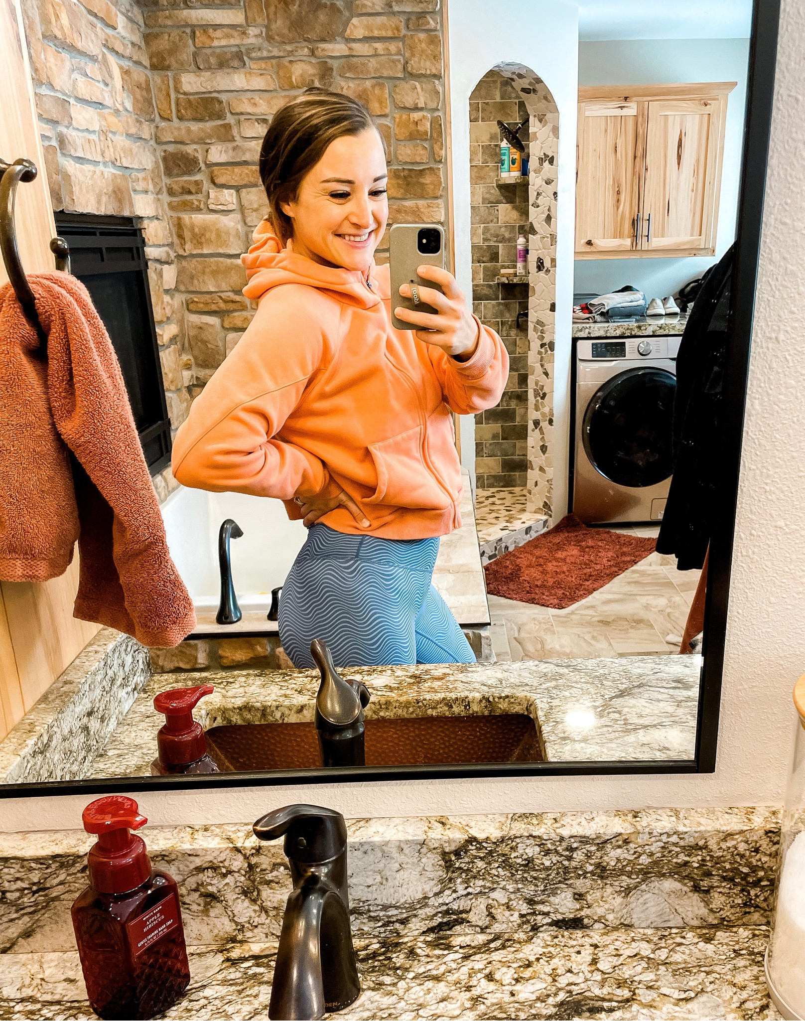 LOVE this crop hoodie from Amazon- I’m pretty sure I need it in every color! 😍 

#LTKFind #LTKbeauty
