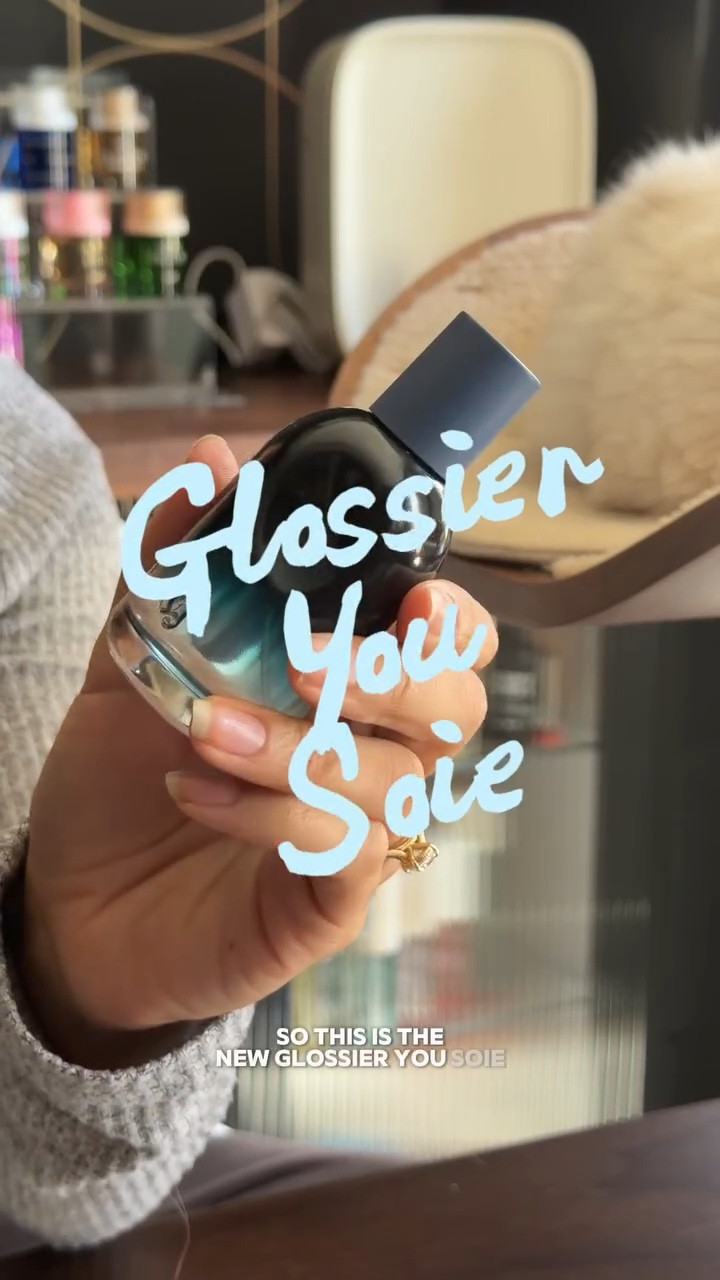Happy National Fragrance Day! 

ya girl just got the new release from a new take on @glossier You but make it solar, creamy, and a little addictive 💙 

notes: bergamot, rice milk, tiare, jasmine, ambrox 

it smells like sun-warmed skin turning into evening air soft, intimate, effortless 

if you love skin scents but want something warmer… this is it 

it’ll be available on 3/26 

Gifted* 

#creatorsearchinsights #glossieryou #newfragrance #skinscent #summerfragrances

#LTKBeauty #LTKselfcare #LTKSaleAlert
