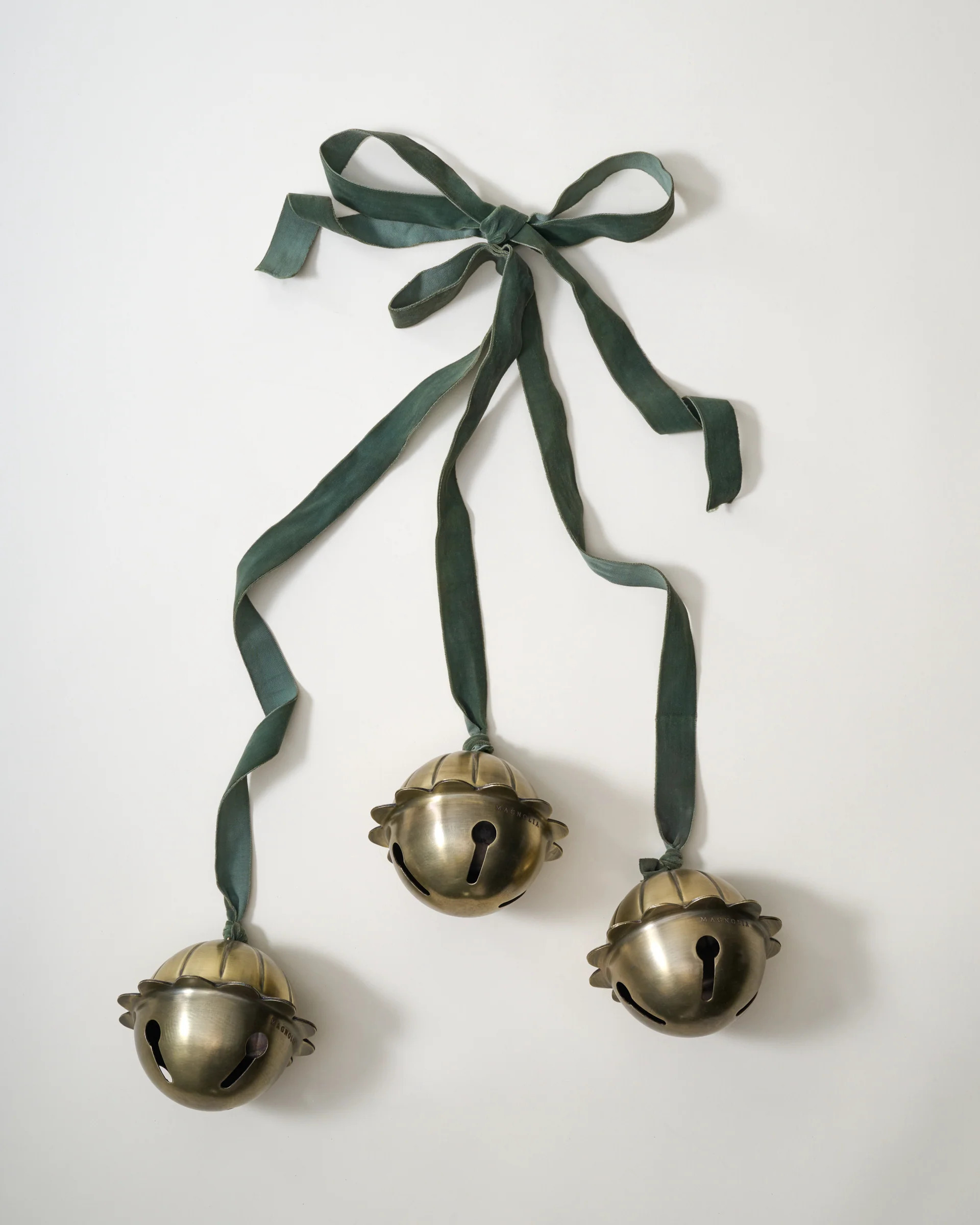 Antique Brass Scallop Bell Door Hanger | Magnolia