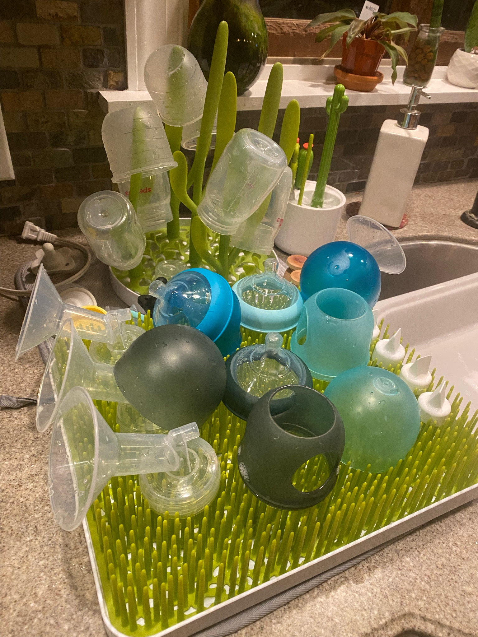 Loving these bottle drying racks. Holds so much stuff 

#LTKkids #LTKbaby #LTKfamily