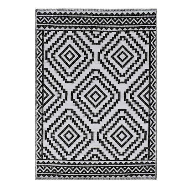 Black Diamond Design Plastic Outdoor Area Rug, 6x9




	
		
		
			
				5
			
			
				(
				42
			... | At Home