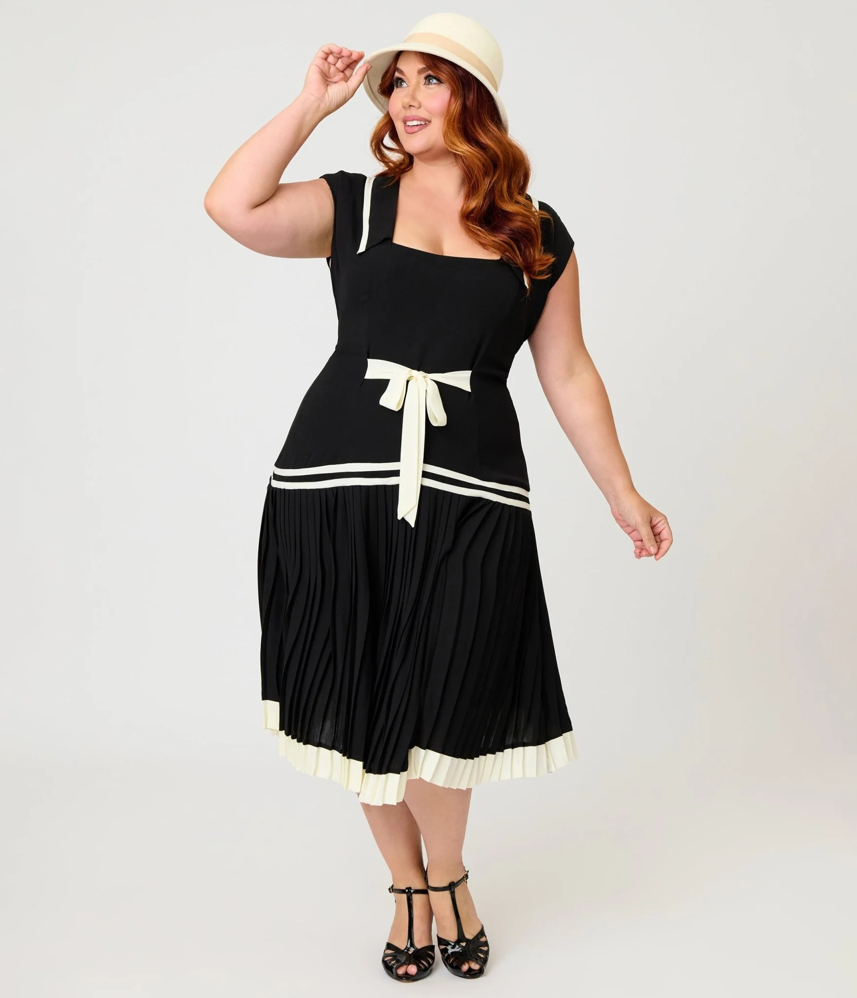 Unique Vintage Plus Size Black Pleated Flapper Day Dress | Unique Vintage - North America