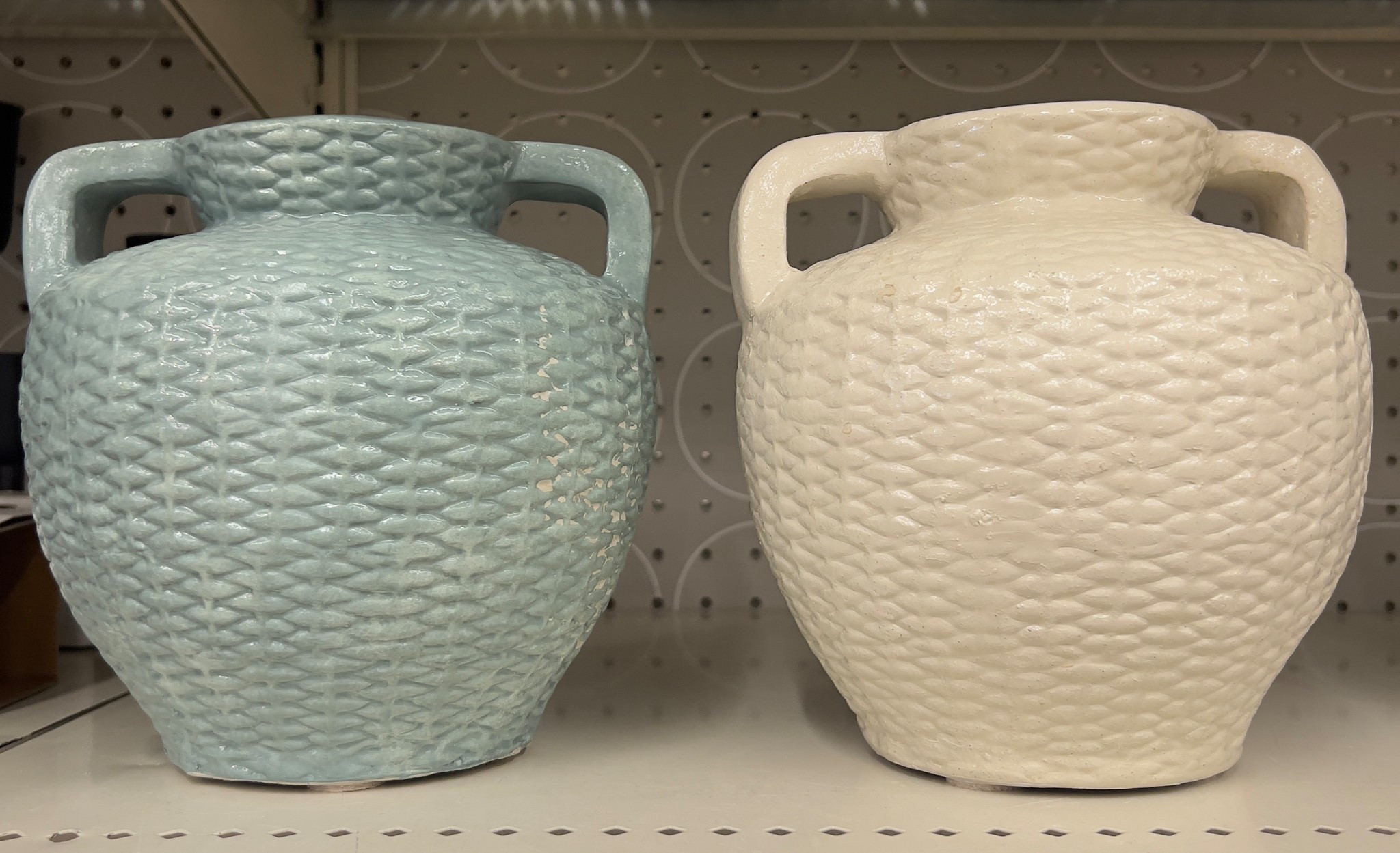 Coastal vase 
Spring vase 
Studio McGee vase 


#LTKHome #LTKSeasonal #LTKSaleAlert