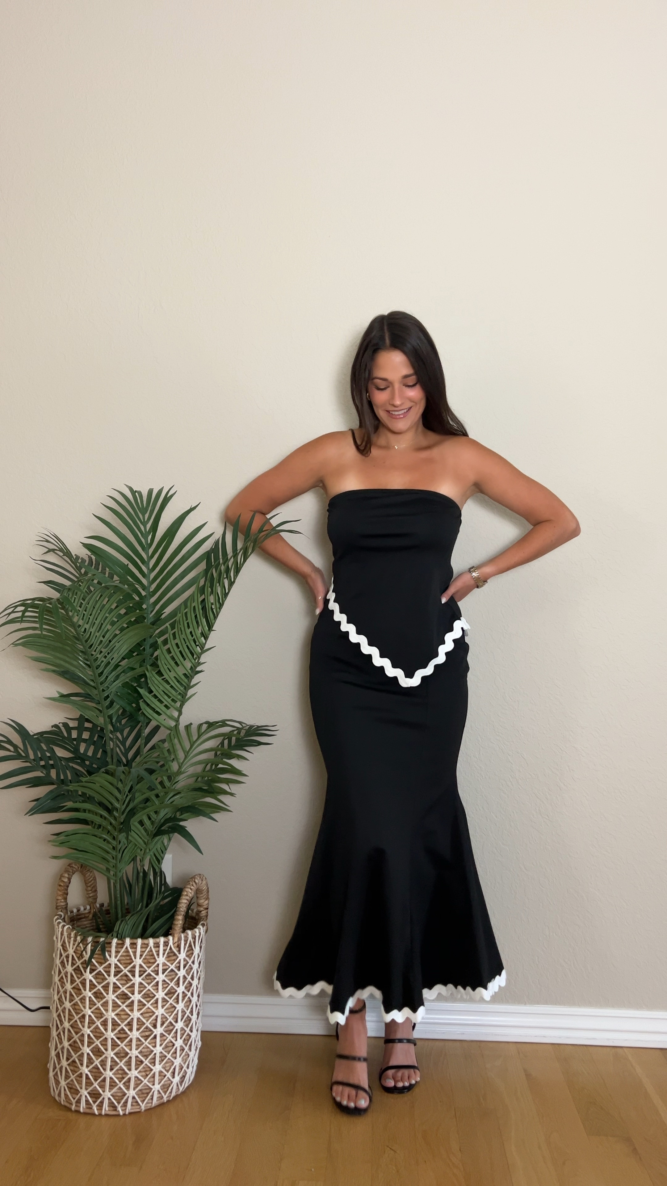 Who else can’t get enough of matching sets? How cute is this one?! It’s so chic with the scalloped edges 🤍 It feels and looks so much more expensive than it is. Currently on sale for under $35! Perfect for a spring and summer date night or on your next vacation!! 

Follow me @haileyfarrar1 for more affordable outfits!

comment “LINK” for this outfit to be sent to you directly!

Outfit inspo, two piece set, Amazon fashion, summer outfits, date night outfit inspo, vacations outfits, 
#outfitinspo #amazonfashion #twopieceset #summerstyling #vacationoutfit #summerlook

#LTKsalealert #LTKfindsunder50 #LTKstyletip