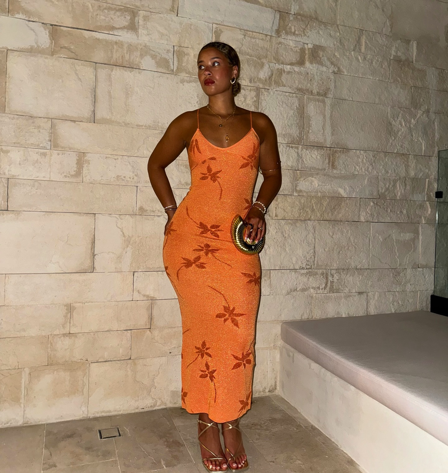 Orange dress: size medium (linking similar) 
shoes: 10

#LTKBeauty #LTKShoeCrush #LTKParties