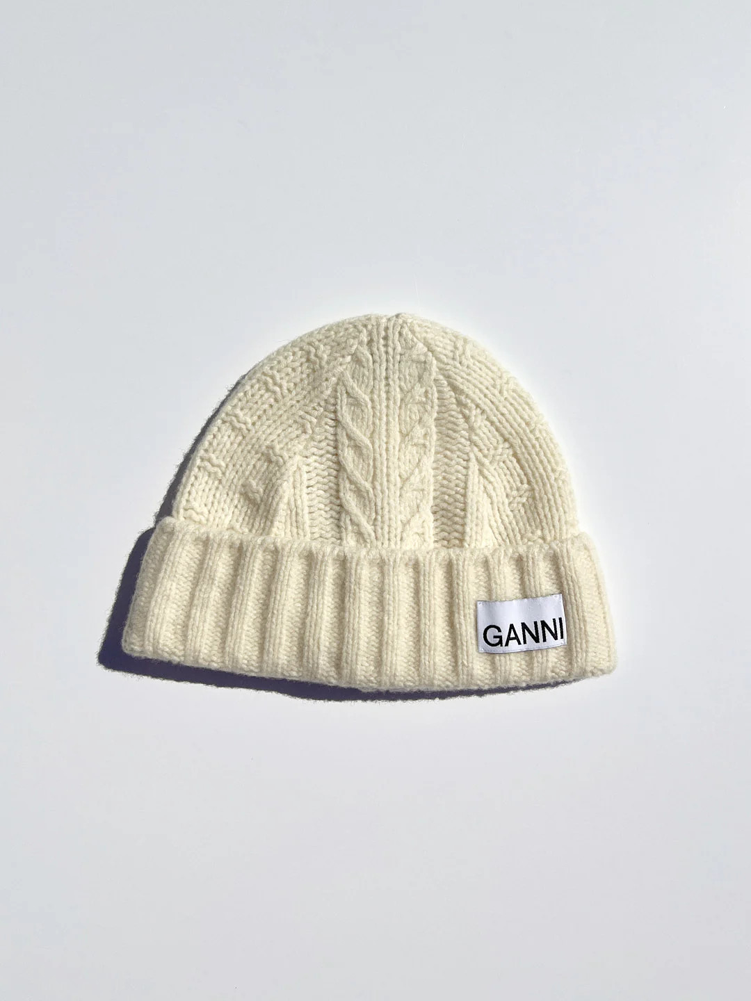Cable Beanie - Egret | Lisa Says Gah