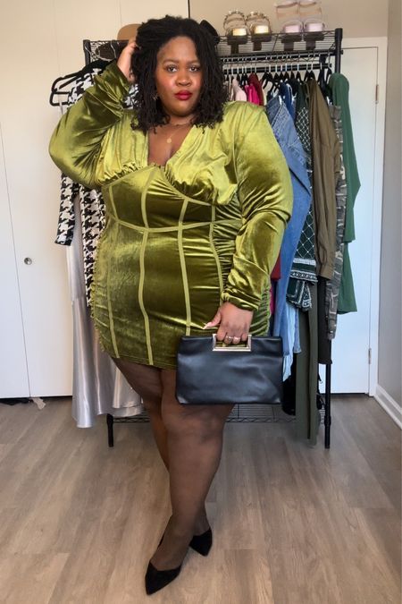 Olive you 🤭🤭🤭

#LTKplussize