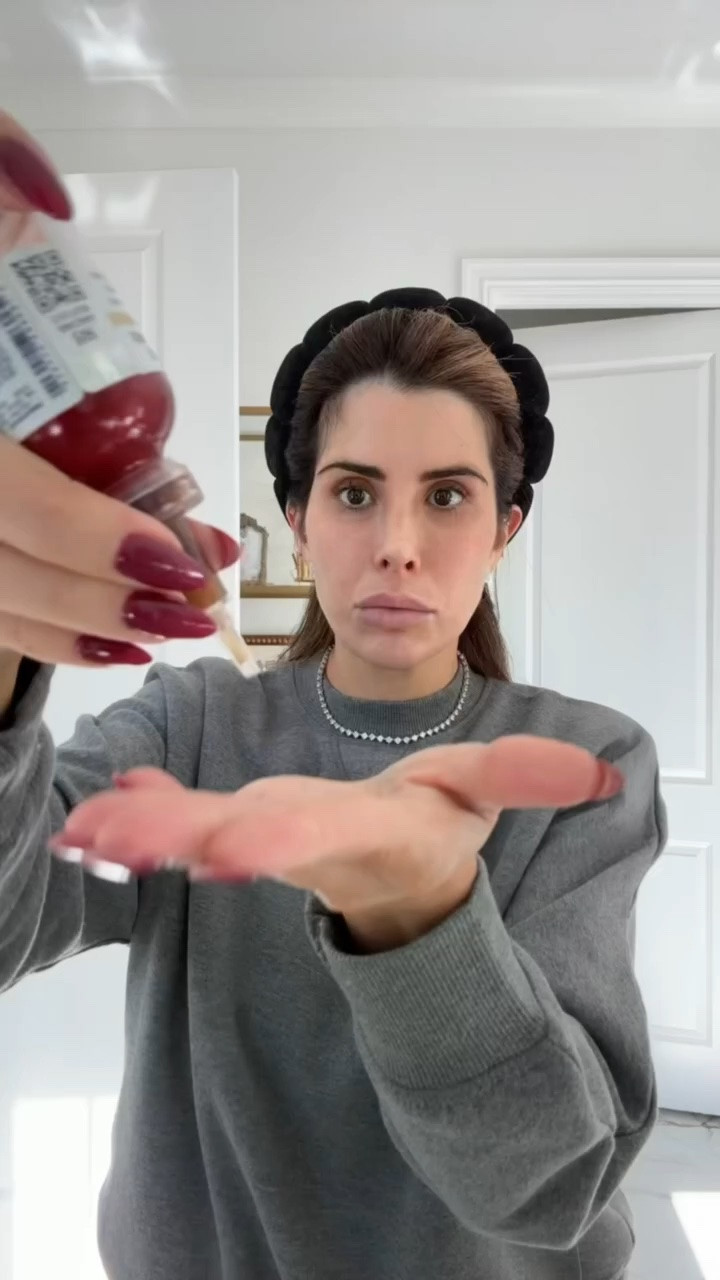 This serum is amazing! Helps improve the appearance of aging skin by tightening fine lines and wrinkles! You just use a few drops in the morning and evening. 

I’m wearing a small in my matching set! 

Zara fashion, Skincare, Self-care, Nordstrom beauty, Nordstrom skincare, Progeskin, Emily Gemma