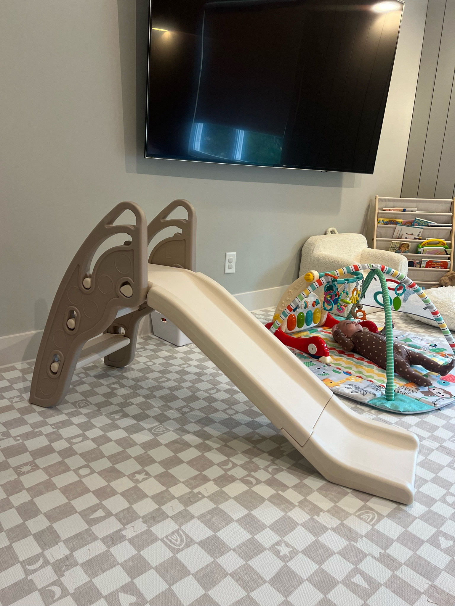 New addition to the play room! Can be folded to store or kept out 

#LTKHome #LTKKids #LTKGiftGuide