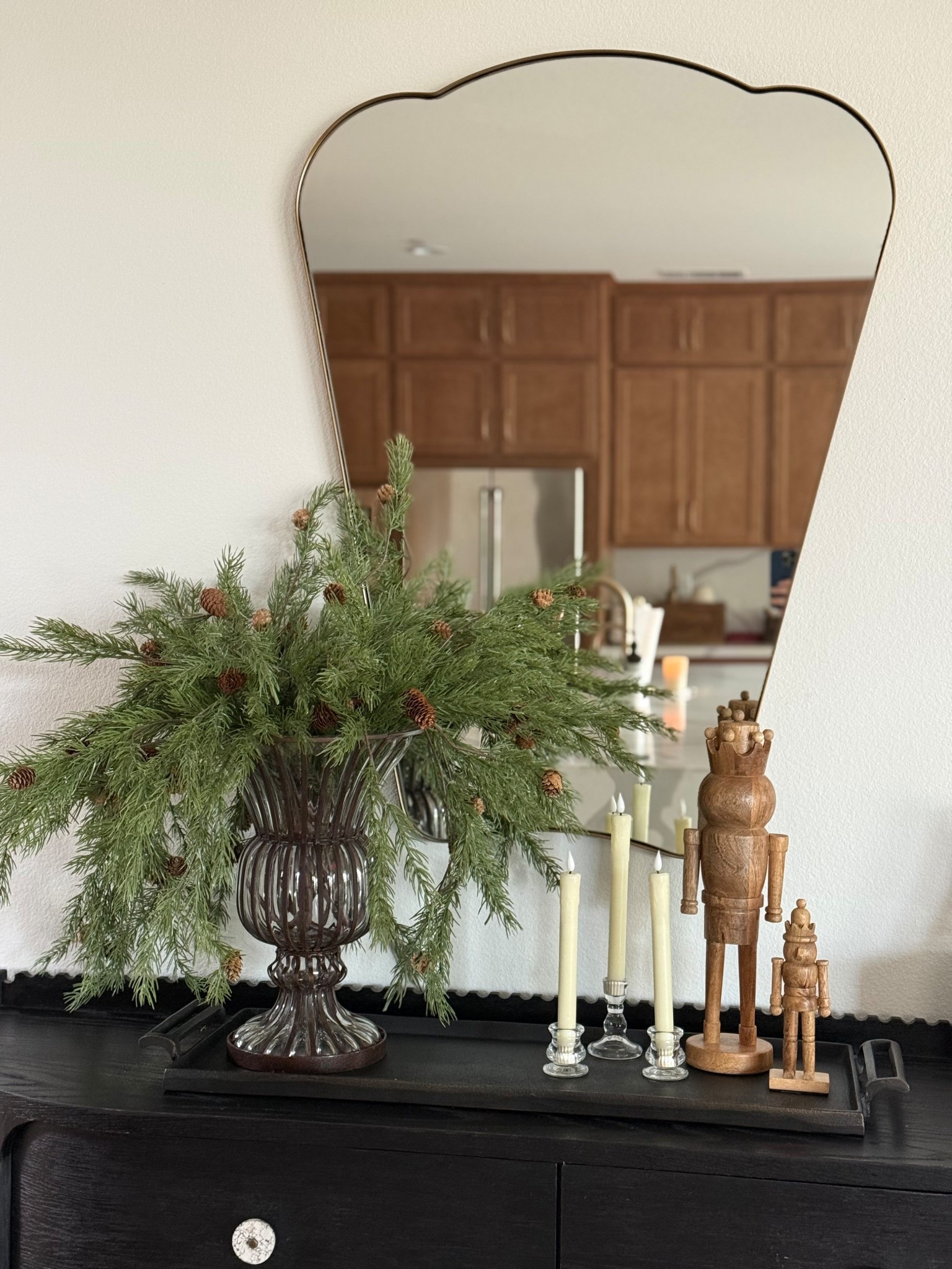 I’m obsessed with how my entry table looks for the holiday season. Just the right amount of everything and it feels so warm and simple! 

#LTKHome #LTKHoliday #LTKSeasonal