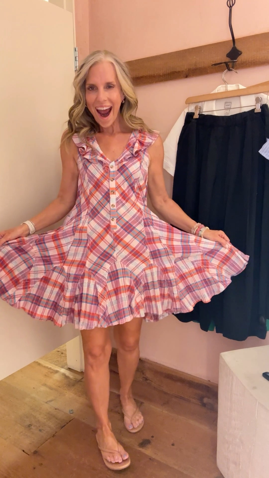 Summer dresses don’t come any cuter than this! Wearing XS

#LTKootd #LTKgrwm #LTKOver40