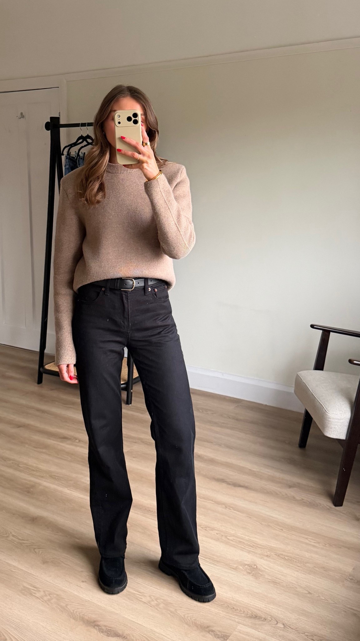 My favourite Abercrombie jeans! There is currently 15% to 30% of ALL the jeans and you can use:AFEMILY for an extra 15% off on top! High rise 90s relaxed in ‘no fade black’ I wear the W24 Reg in these, I’m 5ft 6
size down as the come up big, they also give a little so I would definitely size down in these
Medium in the COS jumper
Toteme black leather belt - exact & similar linked 
Gucci black suede horsebit boots - exact & similar linked
