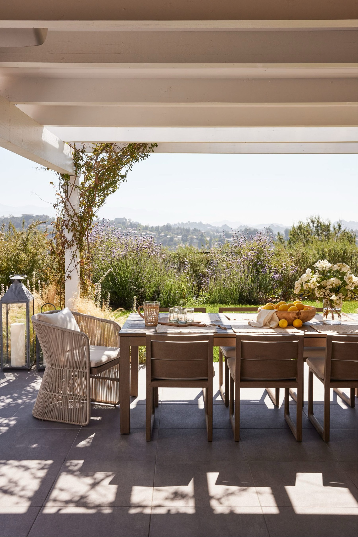 I can’t wait until it’s warm enough to eat dinner outside on my patio! I just posted my backyard reveal on the blog 🤍 linking similar pieces heree

#LTKhome