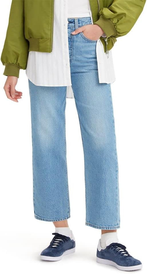 Levi's Women's Premium Ribcage Straight Ankle Jeans | Amazon (US)