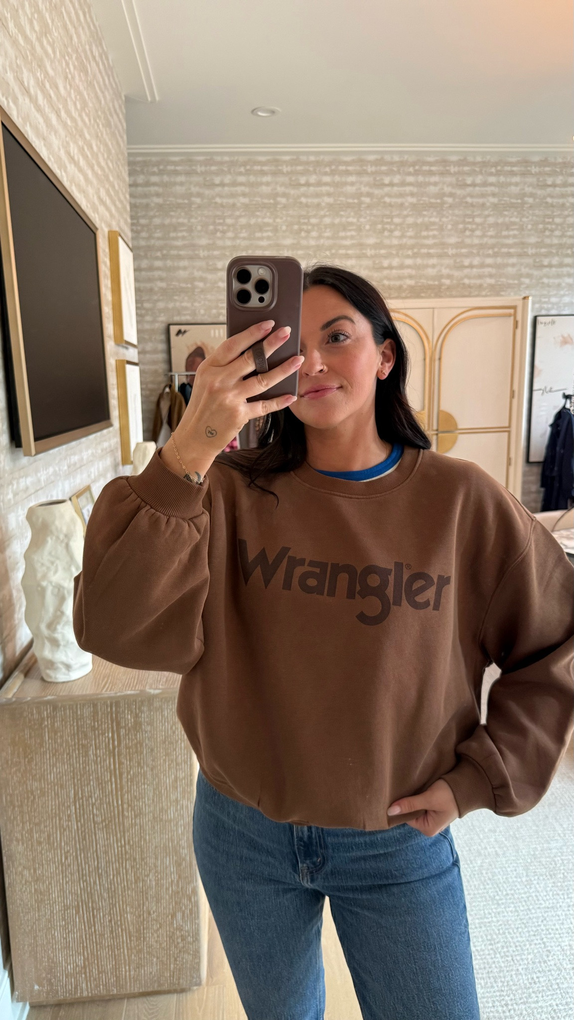 The perfect fall sweatshirt 🤤🤎

#LTKootd #LTKgrwm #LTKdayinmylife
