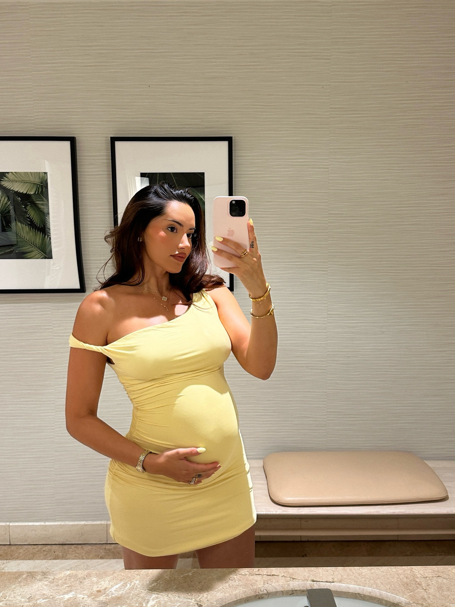 Been loving yellow lately ✨💛 cute comfy dresses for the bump >>>

#LTKFallSale #LTKBump #LTKStyleTip