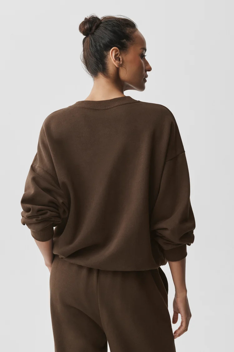 Accolade Crew Neck Pullover | Alo Yoga