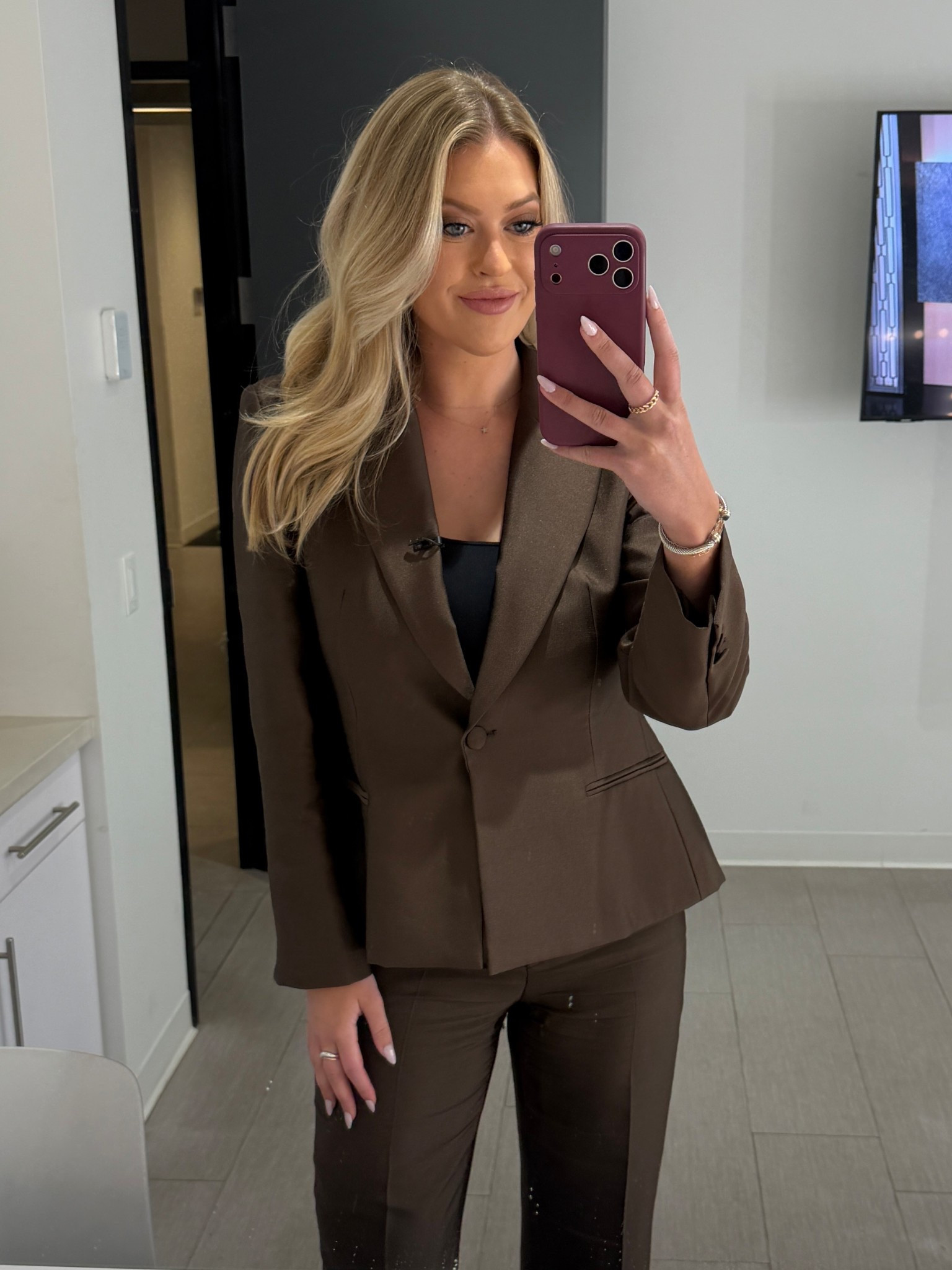 Chocolate brown show stopping silk suit from Zara.

Workwear, ootd, tv anchor, outfit inspo, power suit, blazer

#LTKgrwm #LTKWorkwear #LTKootd