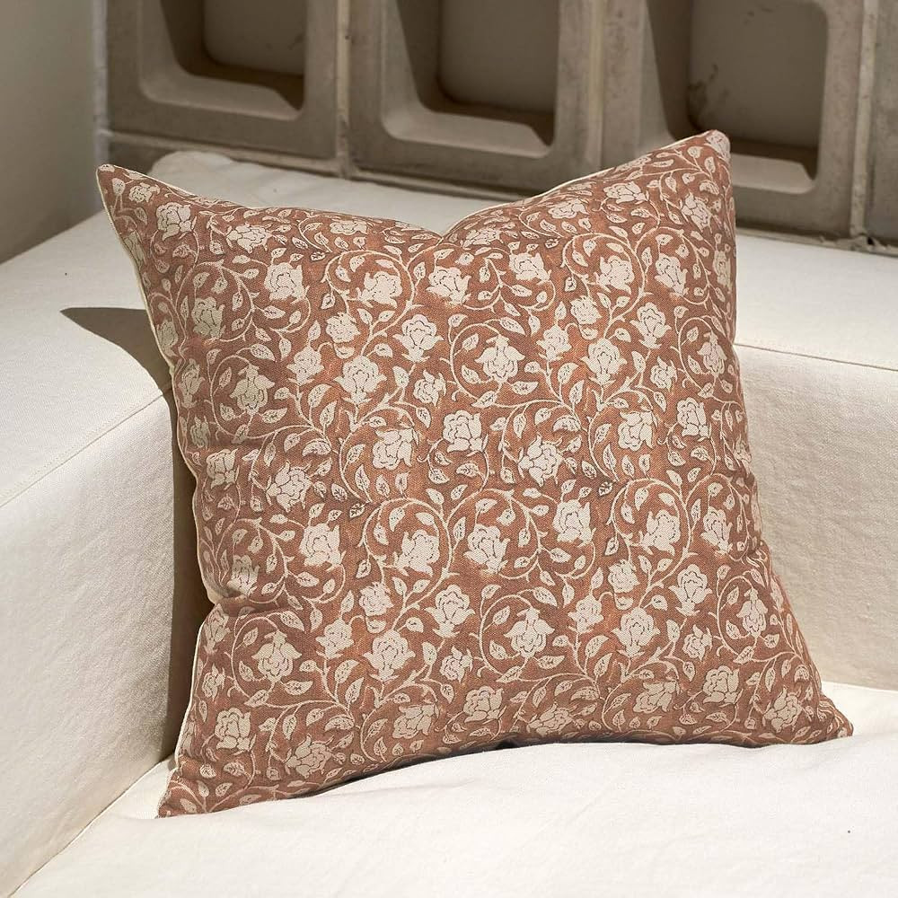 DOMVITUS Floral Pillow Covers 18x18, Throw Pillows for Couch, Floral Print Pillow Cover, Decorati... | Amazon (US)