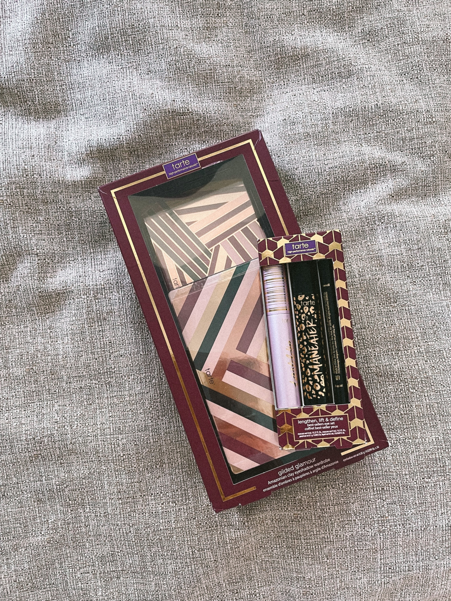 Tarte holiday sets for an affordable full face makeup look. 

#fallbeauty 
#fallfashion
#falloutfits
#fall
#tarteholiday
#holidaylooks 

#LTKSale #LTKbeauty #LTKSeasonal