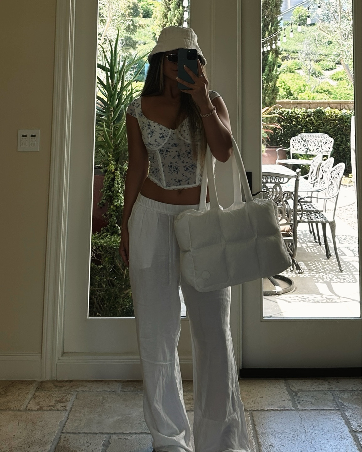 Coffee shop fit 

#LTKBeauty #LTKStyleTip #LTKTravel