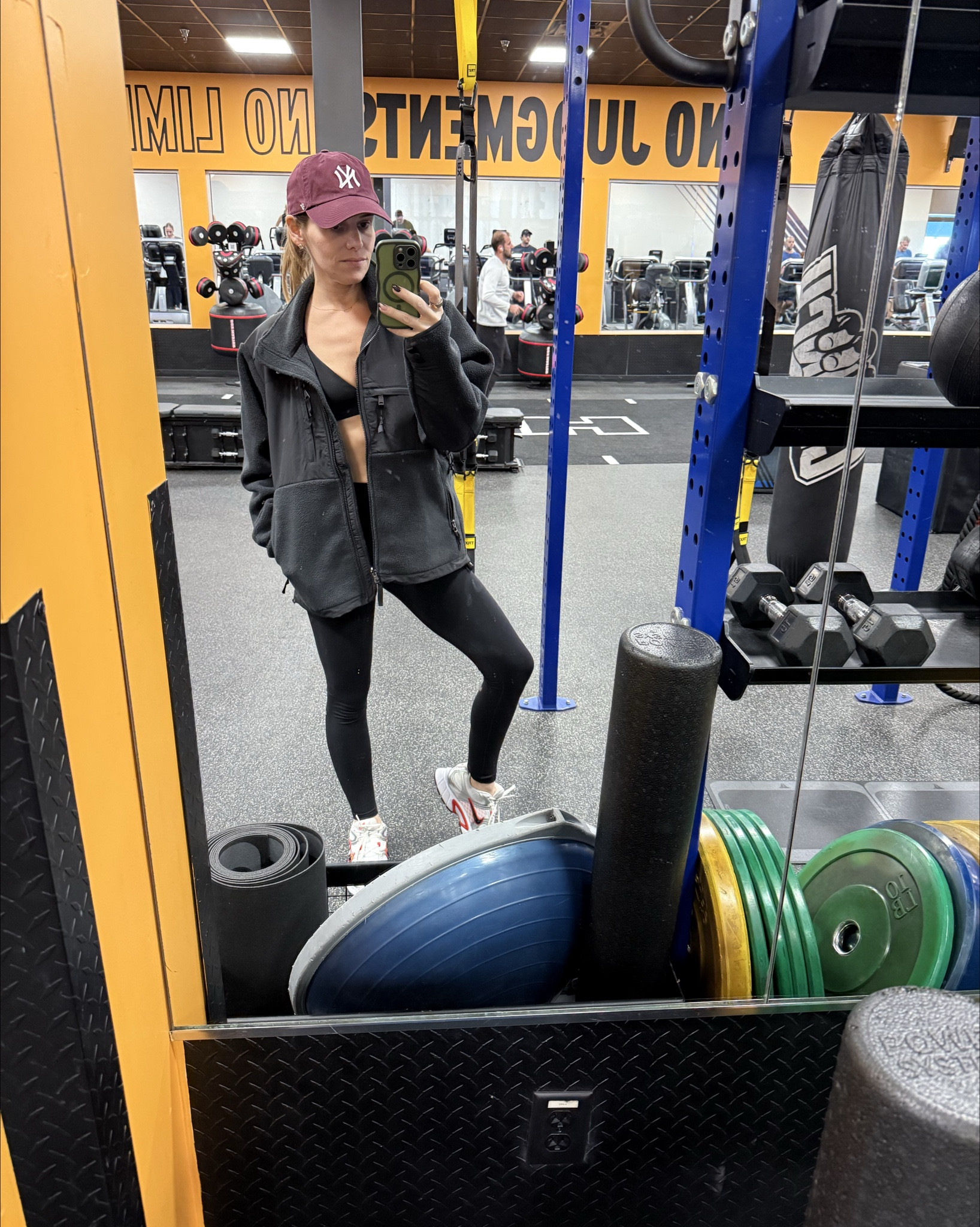 #OOTD in Alo and North Face X Skims! The nostalgia of this jacket though!

#LTKdayinmylife #LTKootd #LTKfitnessgoals