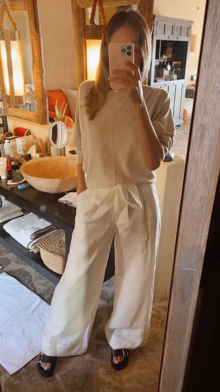Comfortable and  chic outfit idea 
Great for a cooler weather 
Love these linen pants 
Everything fits true to size 
Wearing a size small on top and bottoms 

#LTKtravel #LTKshoecrush #LTKstyletip