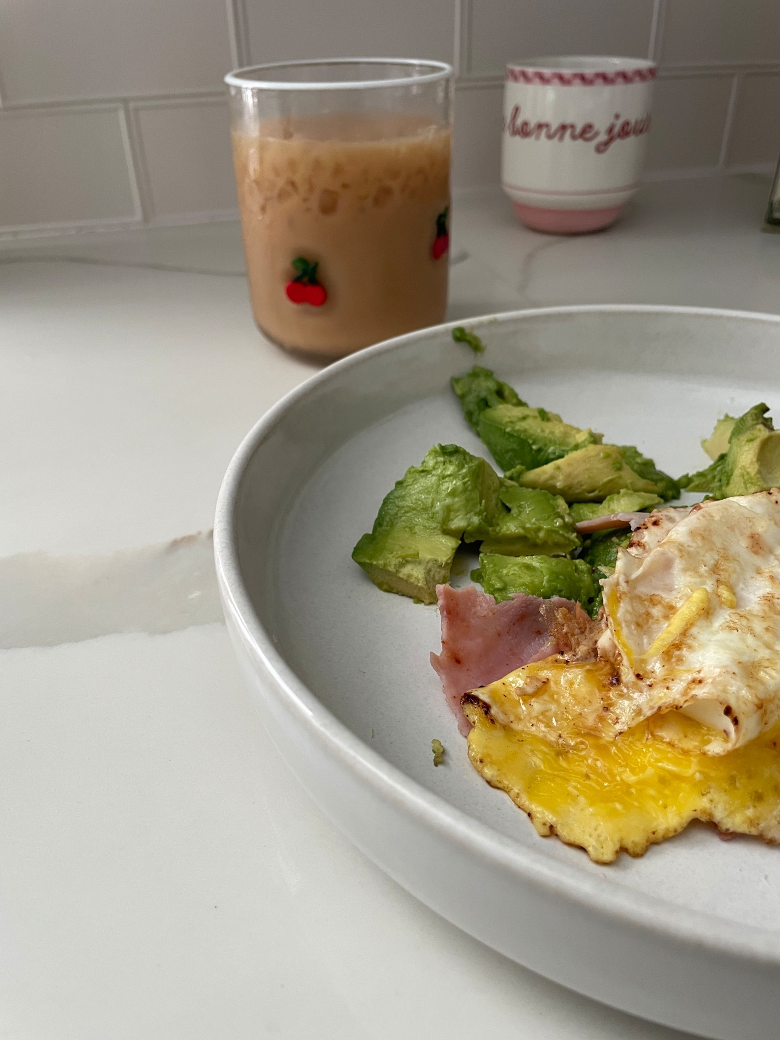 Icon juice glasses plus the best dishware to ever exist IMO!! #rowen #anthrohome 

#LTKStyleTip #LTKParties