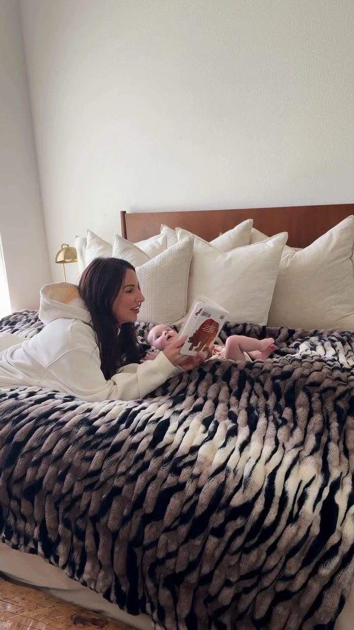 Quite possibly my favorite blanket for reading time with my baby! @comfrt #comfrt

#LTKHome
