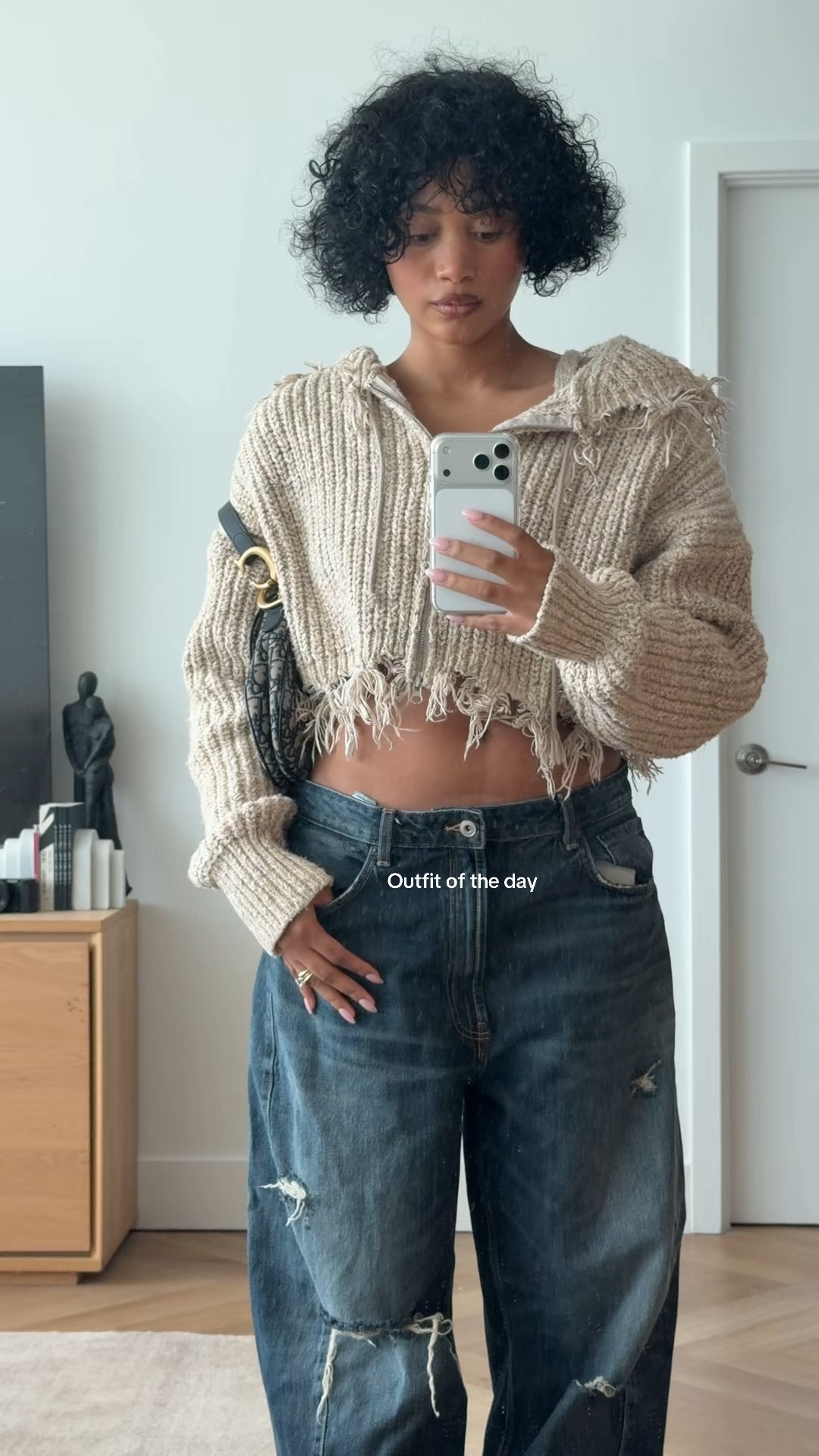 This sweater is so good, I had to step outside 🤎

#LTKTall