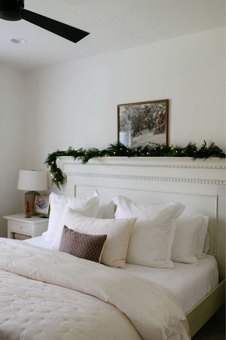 Christmas decor
Bedroom decor 
Boll and Branch bedding 
Christmas garland
Winter artwork 


#LTKhome #LTKHoliday #LTKfindsunder100