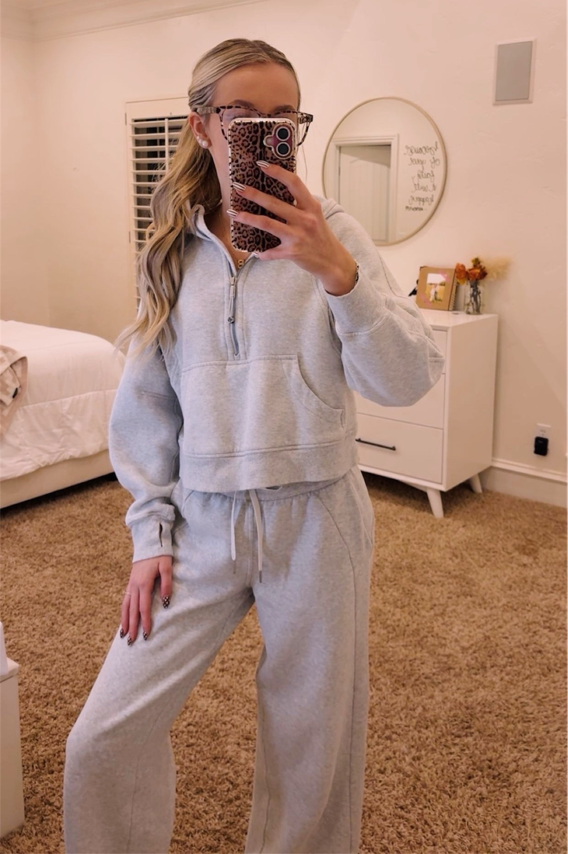 size xs/s l in the scuba and size xs in the sweats!