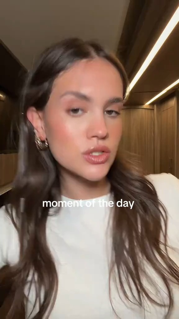 These chocolate brown jeans and blazer are both from Zara but I linked similar! 

 #LTKWatchNow #LTKStyleTip #LTKWorkwear