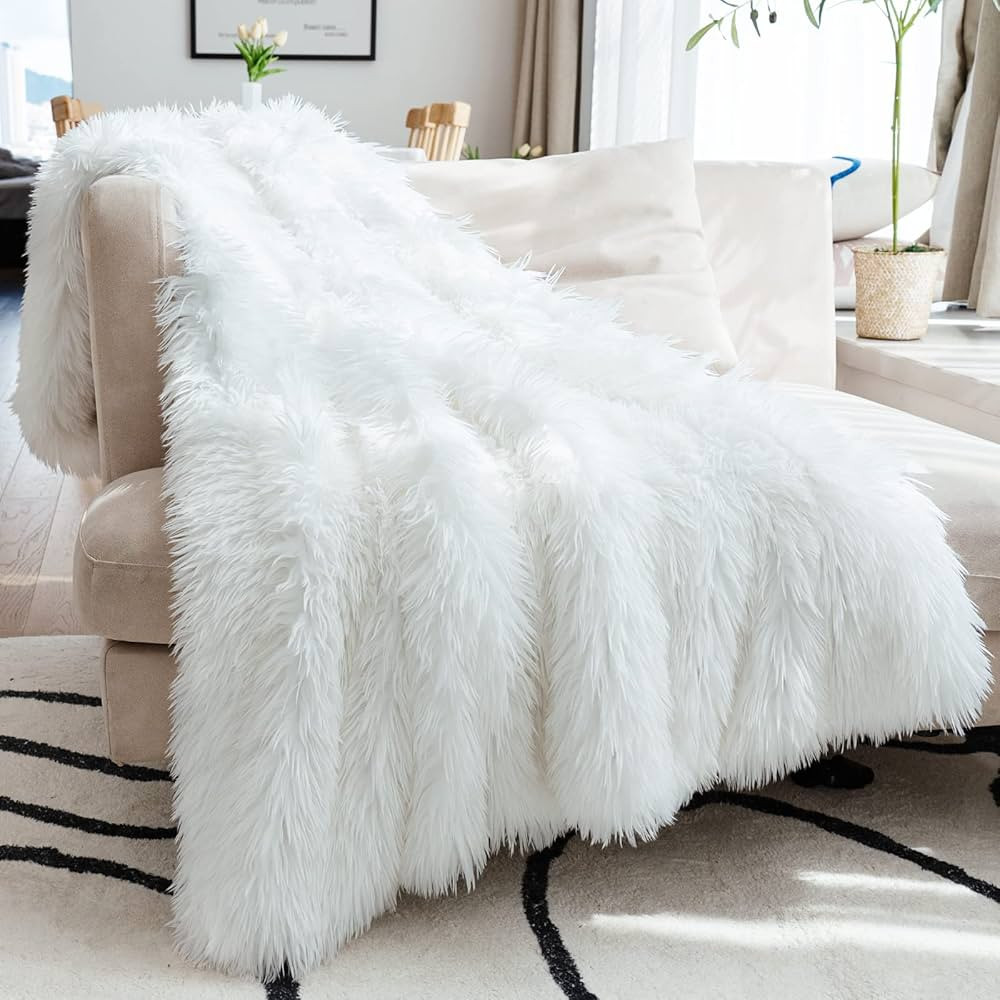 JONIYEAR Extra 2.8" Long Hair Fluffy Faux Fur Throw Blanket 50" x 60", Luxury Soft Decorative Fuz... | Amazon (US)
