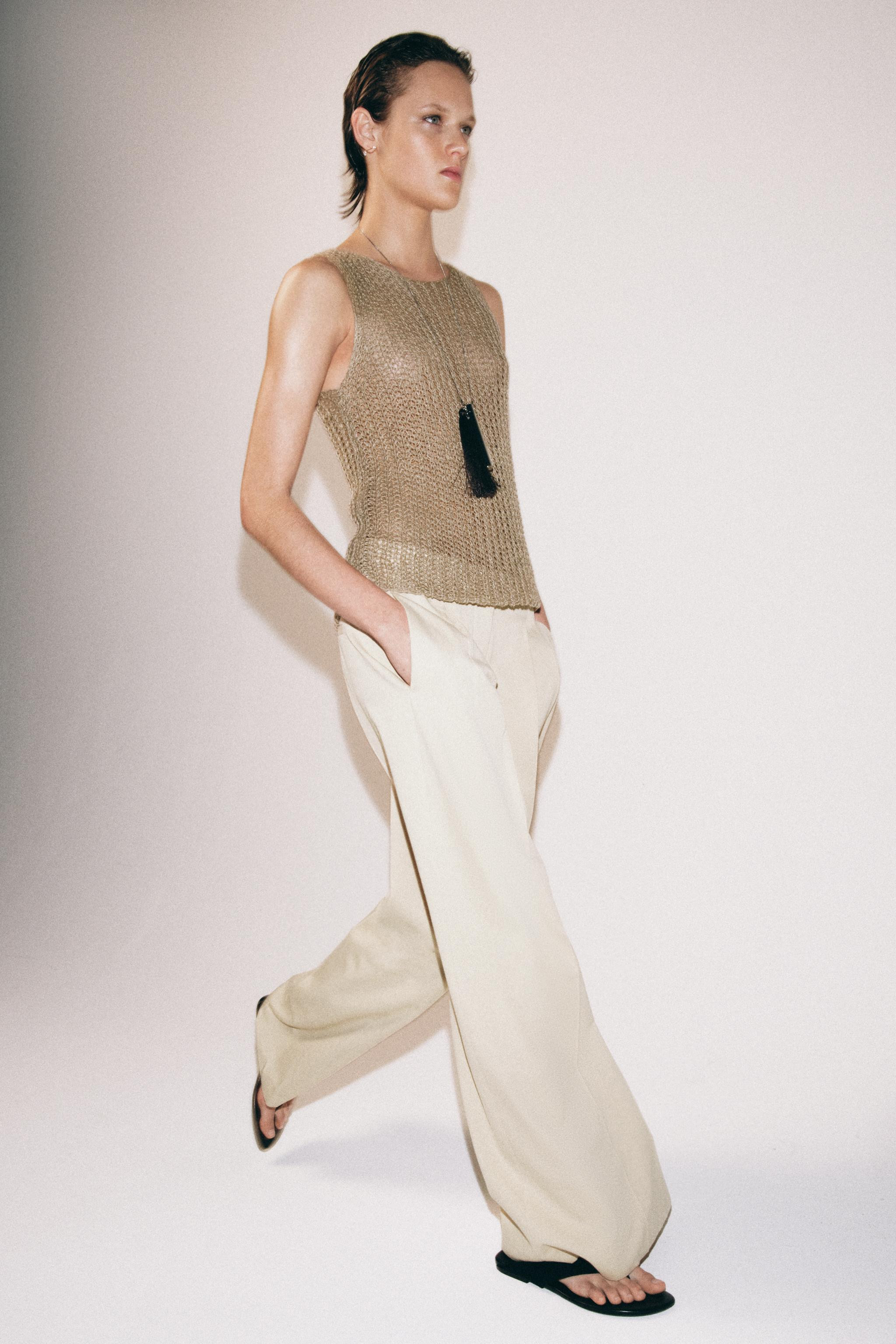 ZW COLLECTION PLEATED WIDE-LEG TROUSERS | Zara UK