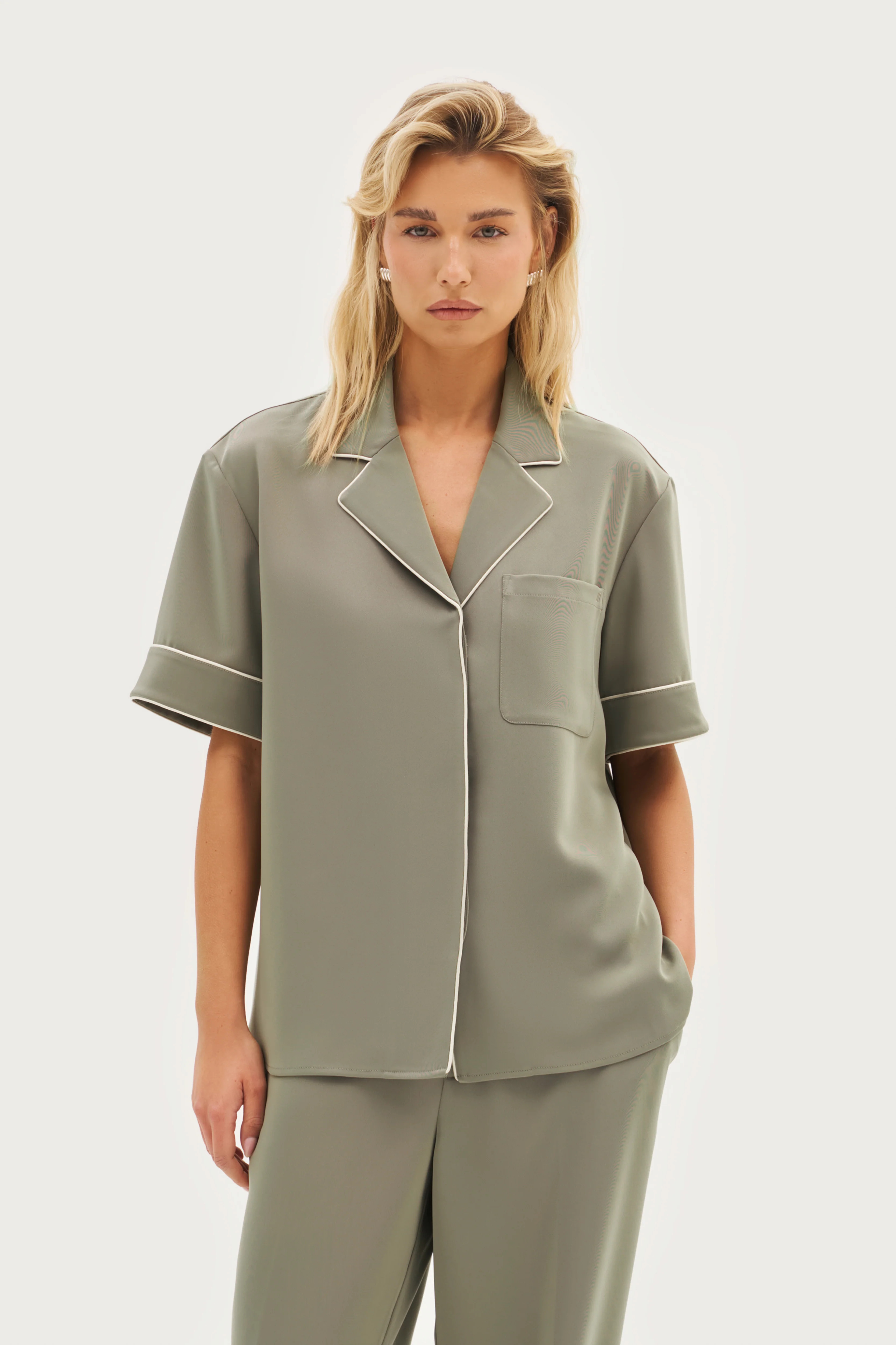 Maebe Piped Revere Oversized Shirt - Khaki Moss | Maebe UK