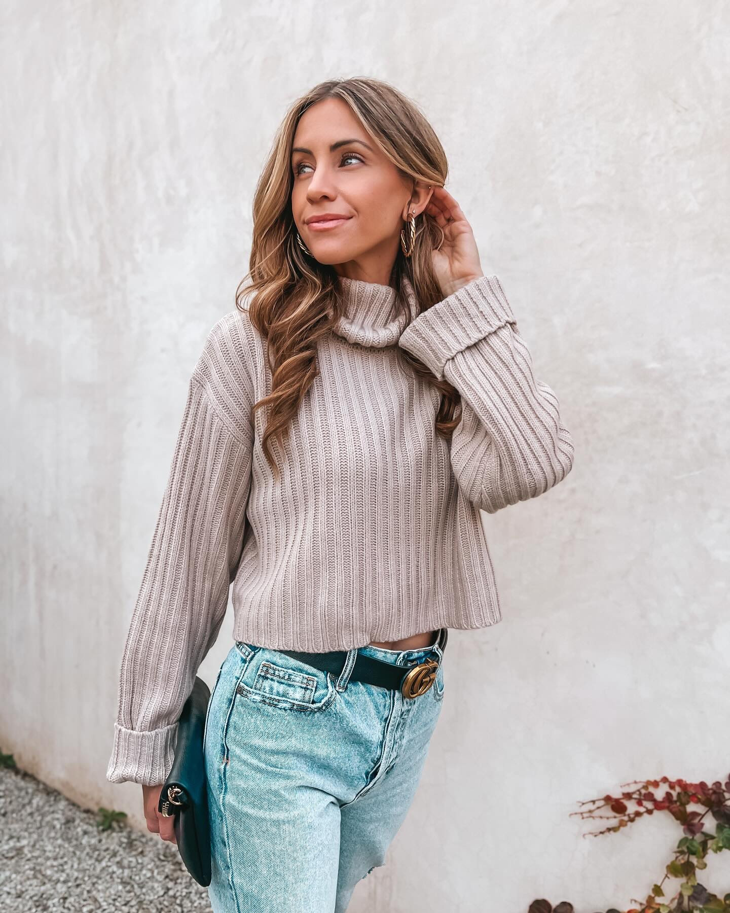 Embracing the simple joys of the day in @vicidolls cozy cropped sweater, high-waisted jeans, and those go-to black strappy sandals. 🖤 These jeans are at the top of my favorites list—sadly they’re sold out, but I linked a similar pair!
I linked everything in my stories! ✨ Use discount code JENNIFER35 for a sweet 35% off.
Enjoy the little things! 💫

#vicidolls #neutraloutfit #croppedsweater #highwaistedjeans #winteroutfit #momstyle #momoutfit #mootd #ltkit #ltkitunder100 

#LTKPetite #LTKFindsUnder100 #LTKSaleAlert