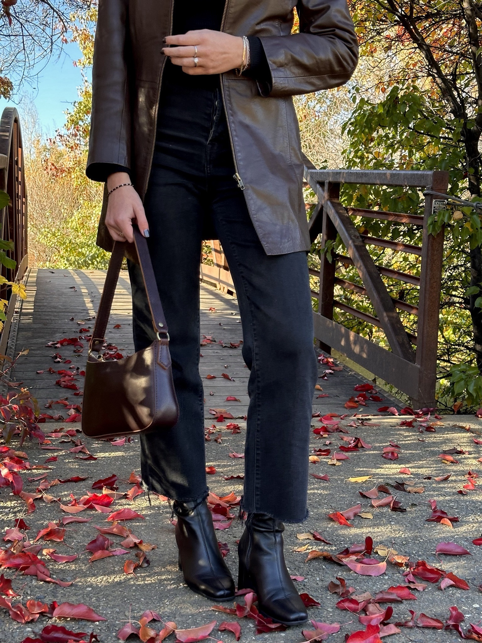 A minimal cold weather outfit 🫶🏼 Wearing my fave shoe staple this season: the Aerosoles black knee high boots! These babies are so so comfortable 

• Abercrombie ribbed square neck top in size S
• Bohme black straight leg jeans in size 25
• Aerosoles square toe boots in size 7
• Portland Leather Goods baguette shoulder bag in cognac 
• Leather coat is a family hand-me-down


Autumn outfit, winter fit, leather coat, black knee high boots, winter outfit inspo, minimal look, minimal fashion, winter 2023 fashion, winter style 

#LTKshoecrush #LTKHoliday #LTKSeasonal