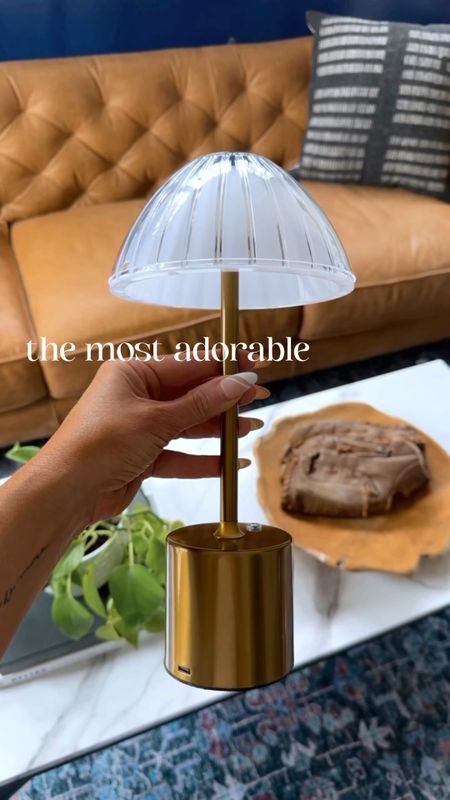 Adorable Vintage Lamp