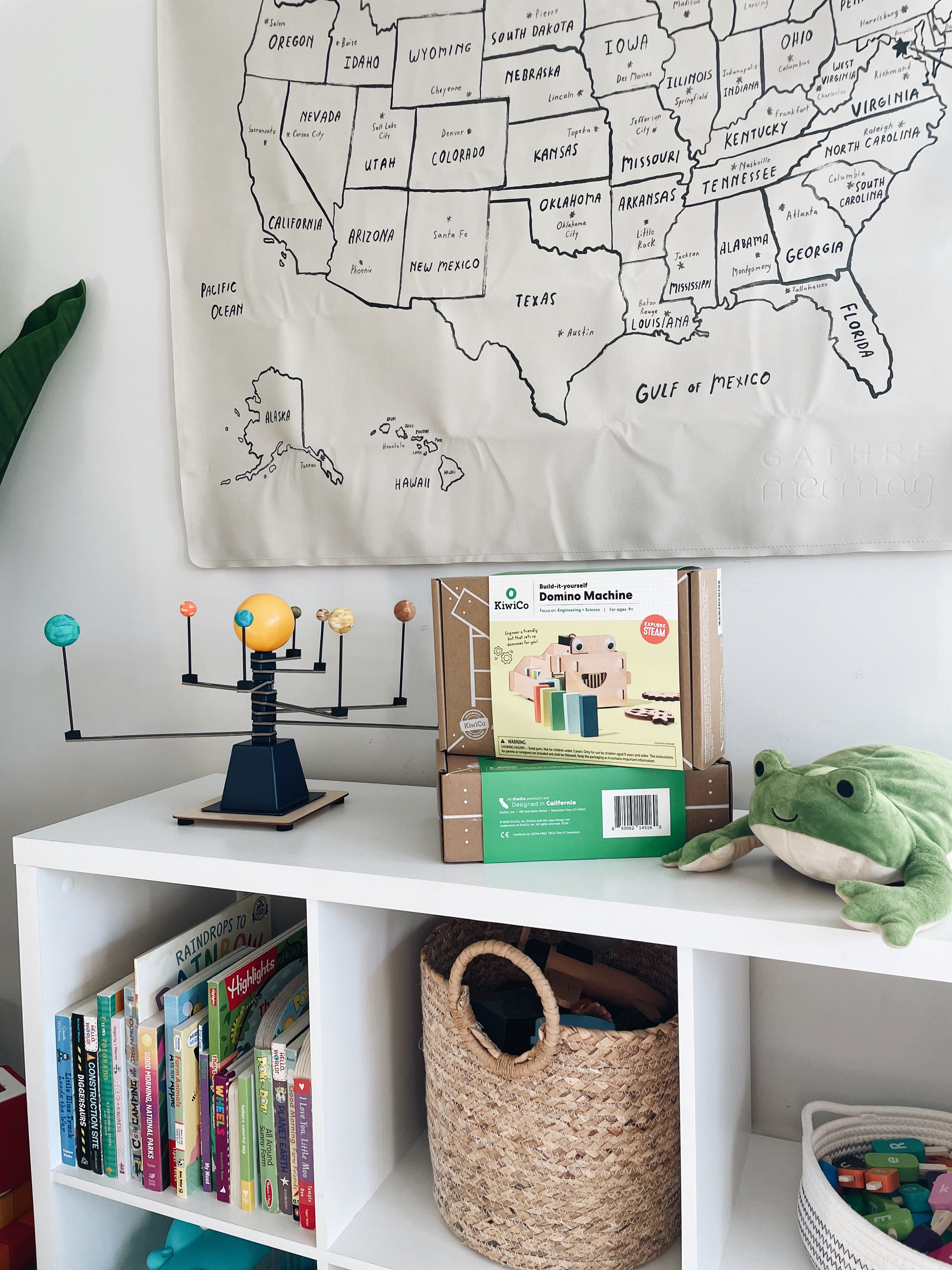 Kiwi Co kids activity kits at target! 

Kids Christmas gift, toddler Christmas gift, kids toys, kids activity, kids learning gifts

#LTKFamily #LTKKids #LTKHoliday