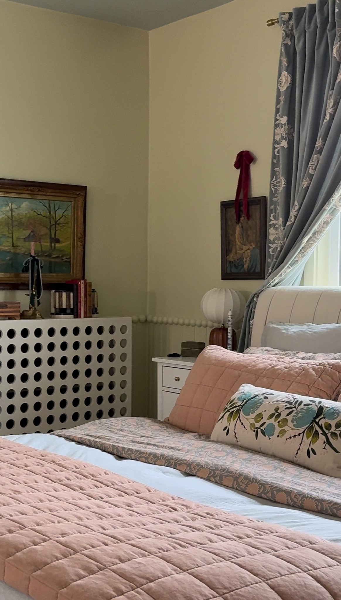 Getting my bedroom ready for that long winter’s nap. 😴🎀🕯️

#LTKHoliday #LTKHome