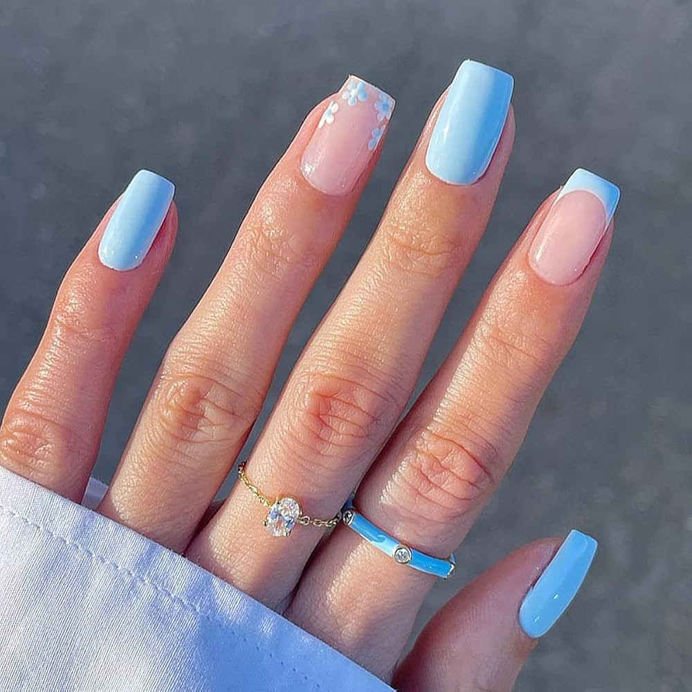 Blue and Pink Floral Daisy Press on Nails - Short Medium Square Fake Nails, 24Pcs - Acrylic Nails... | Amazon (US)