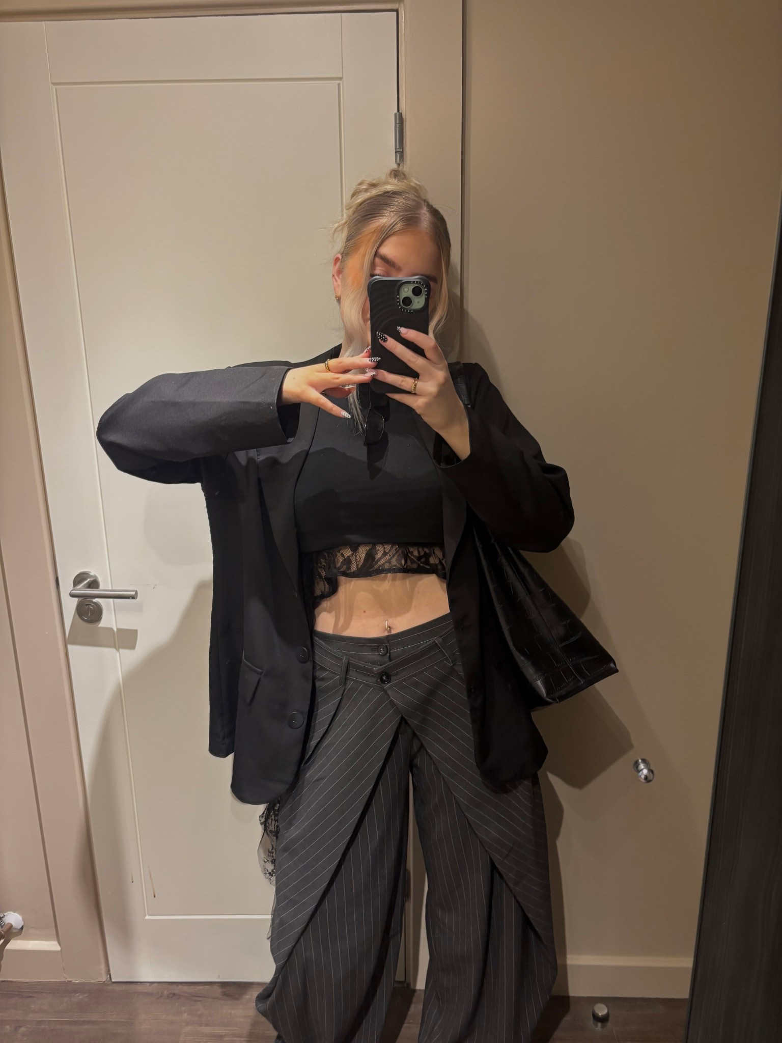 FASHION WEEK OTTD🖤

- trousers, top, black, ootd 

#LTKautumn #LTKstyletip #LTKuk