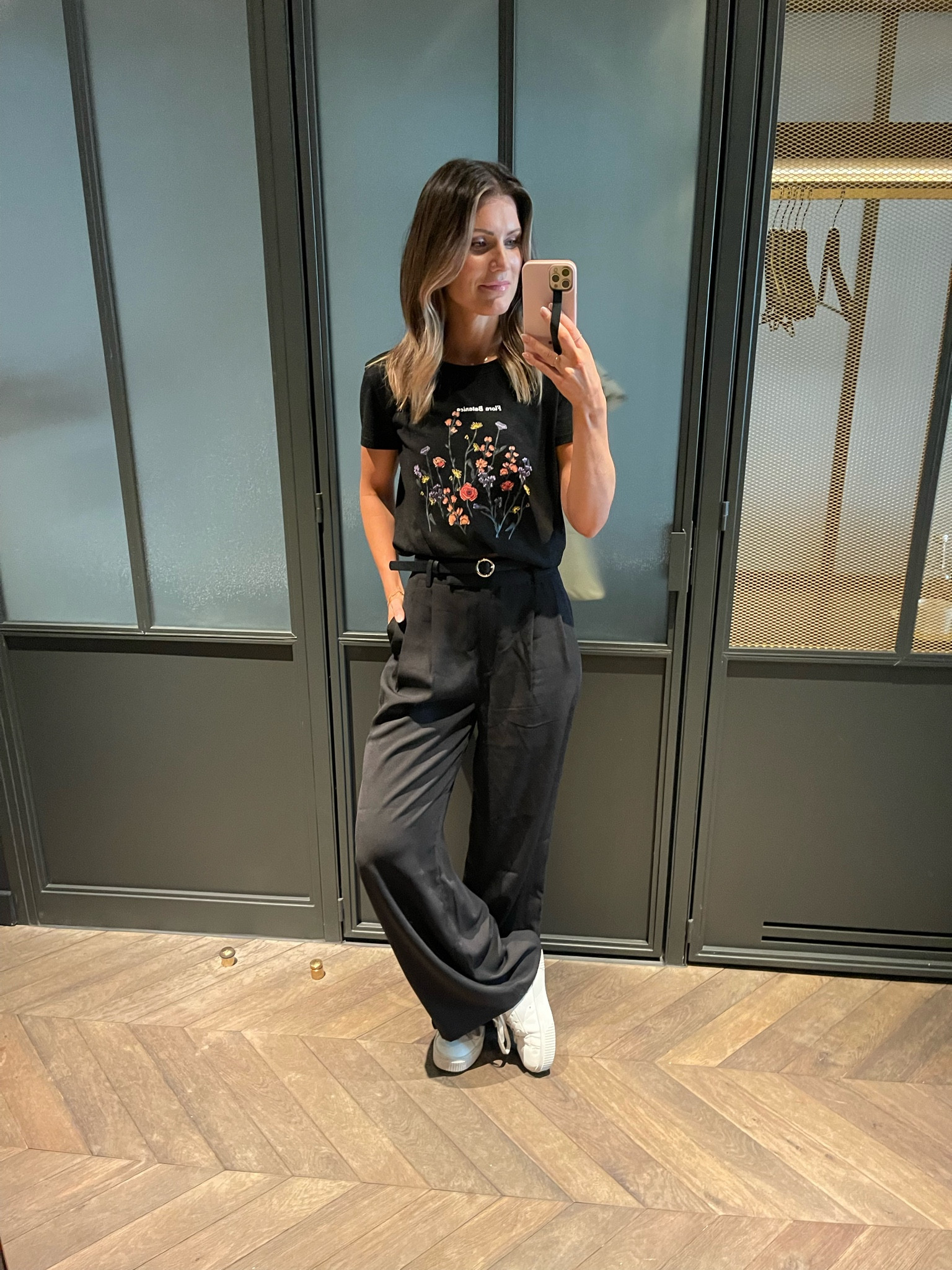 Paris day 2. I’m in a small in the pants. #widelegpant #blacktrouser #whitesneakers #amazon #founditonamazon