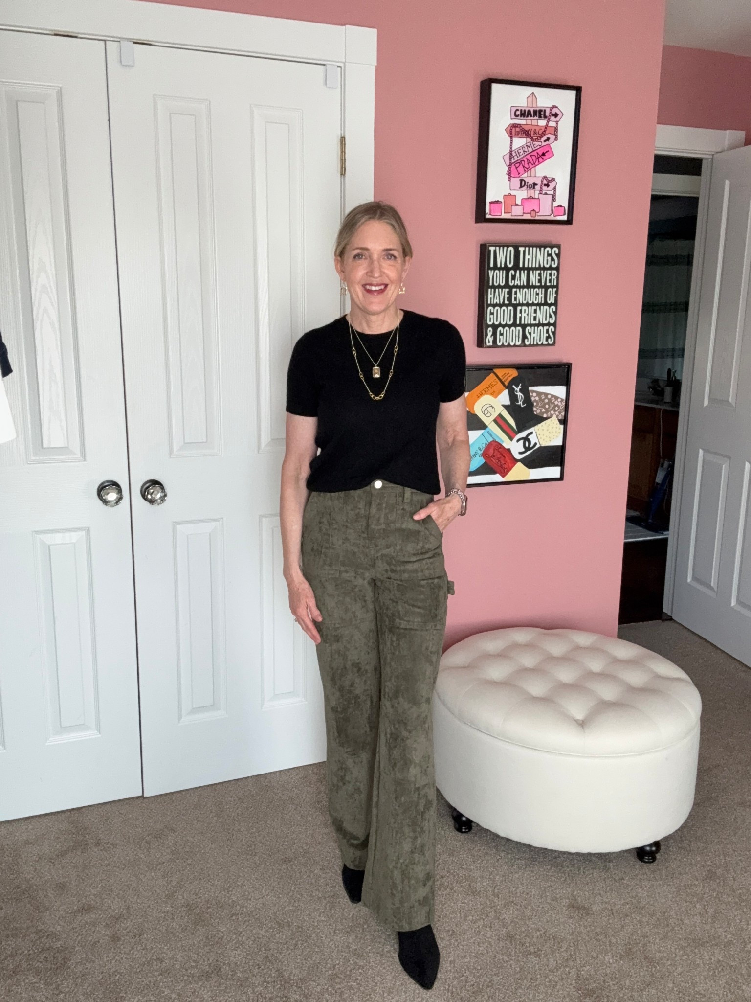 Fall outfit idea.
Quince cashmere sweater tee S
Blank NYC suede utility pants 25
Silpada mixed metal jewelry 
Dolce Vita boots

#LTKSeasonal #LTKFindsUnder100 #LTKOver40