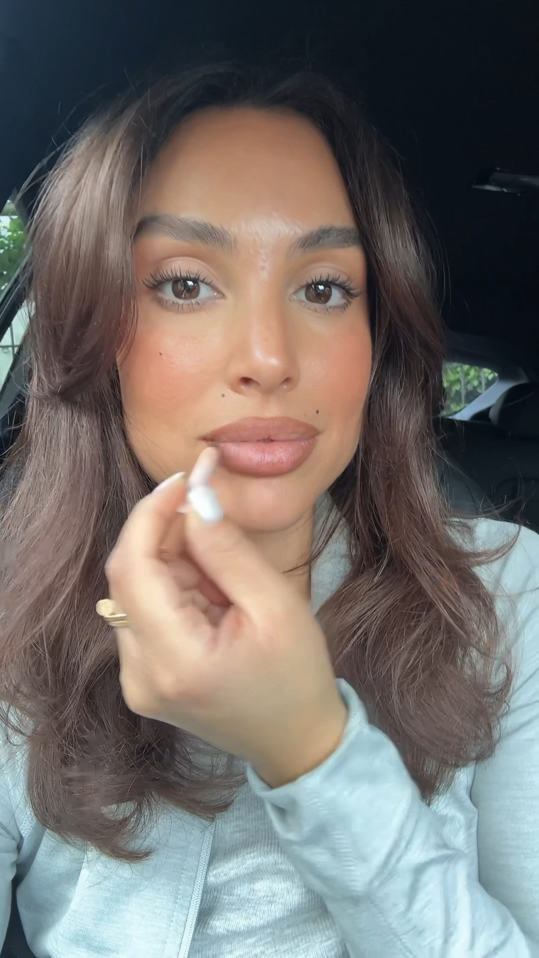 This lip combo everyday!🤩 
Lip liner- Iced latte
Lip tint- summer fling
Lip oil- 05