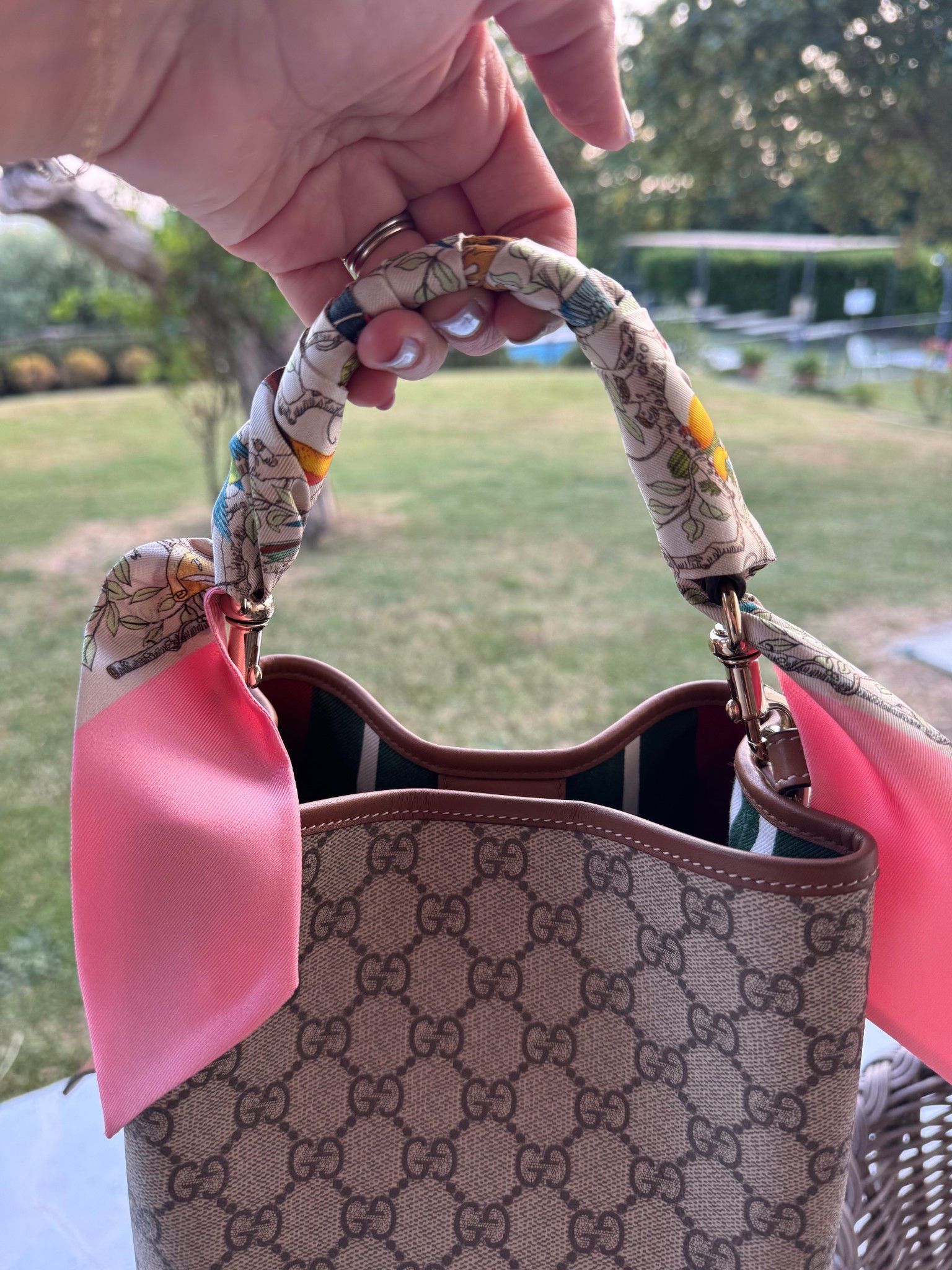 My favorite bucket bag got a facelift :)
I found this amazing printed neck bow at the Gucci Museo in Firenze. The print I bought is exclusive to that store but I have linked ones similar. My bag also has hardwear on the front that I could use to tie the silk scarf into a bow as well.
If you ever find yourself in Firenze- do yourself a favor and visit this special place.

#LTKStyleTip #LTKTravel